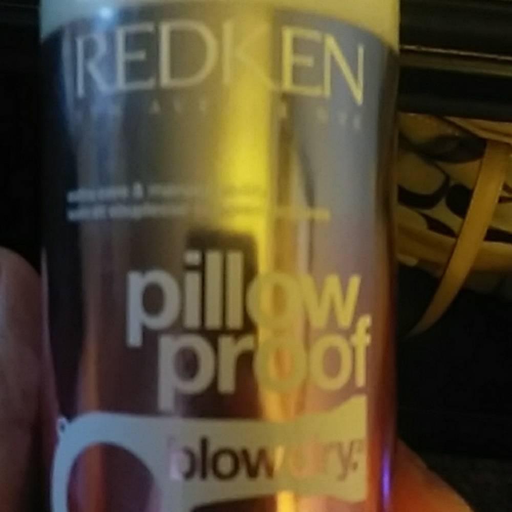 Redken pillow proof - Picture 2 of 2